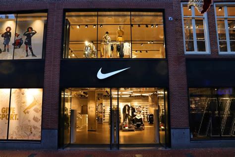 aantal facebook volgers nike nederland|Nike salaris per jaar.